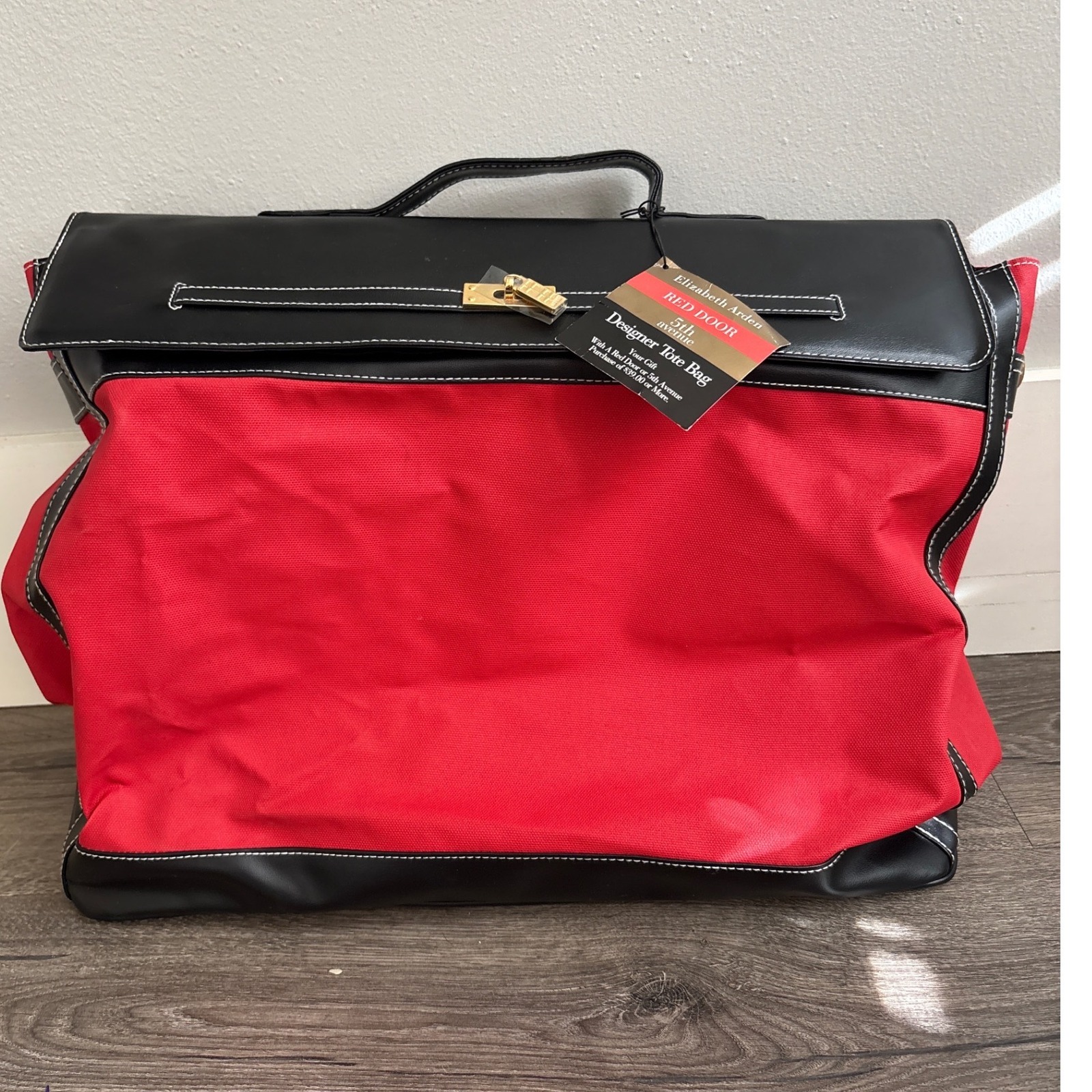 Elizabeth Arden Red Door Designer Tote Bag Black Red Canvas Gold Hardware New Elizabeth Arden Red Door Designer Tote Bag Black Red Canvas Gold Hardware New